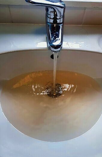 https://plumberyangebup.com.au/uploads/2025/06/blocked-drains-905984.jpg